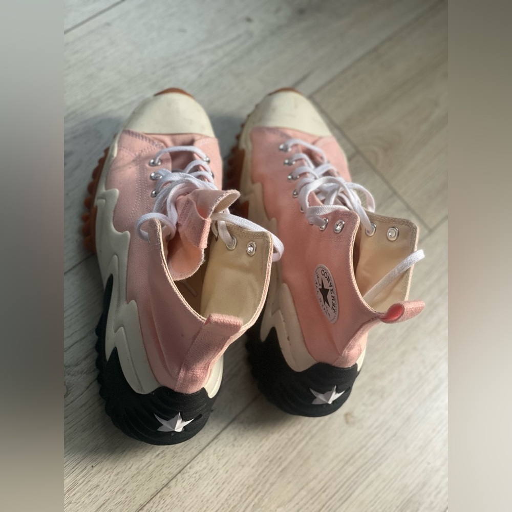 Pink Converse